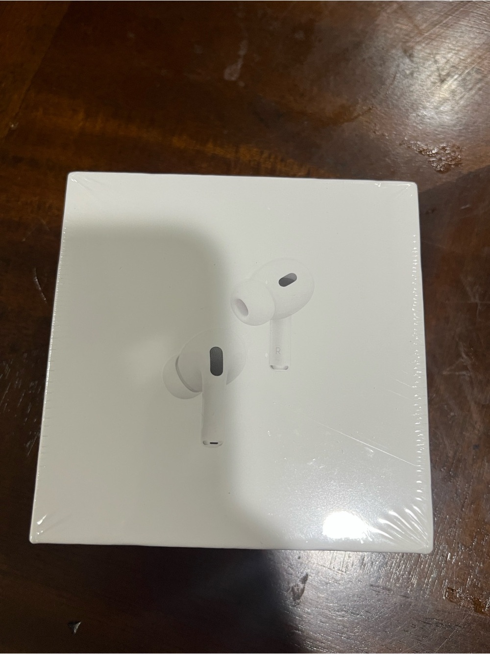 Apple White Wireless Earbuds with Charging Case